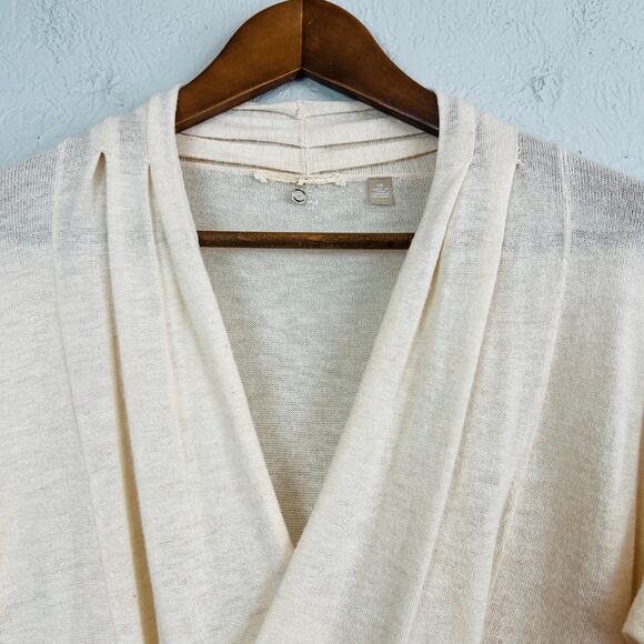 NEW! Knitted and Knotted V Neck Sweater Lightweight Long Sleeve - 4 - Picture 2 of 4